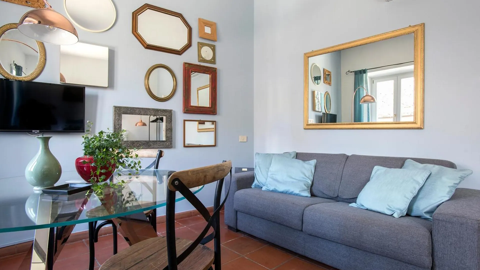 Specchi Loft Apartment Rome Italy
